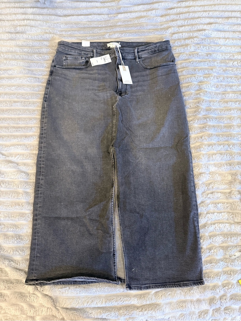 Good American Wide-Leg High-Rise Jeans in Charcoal Gray 18 Plus